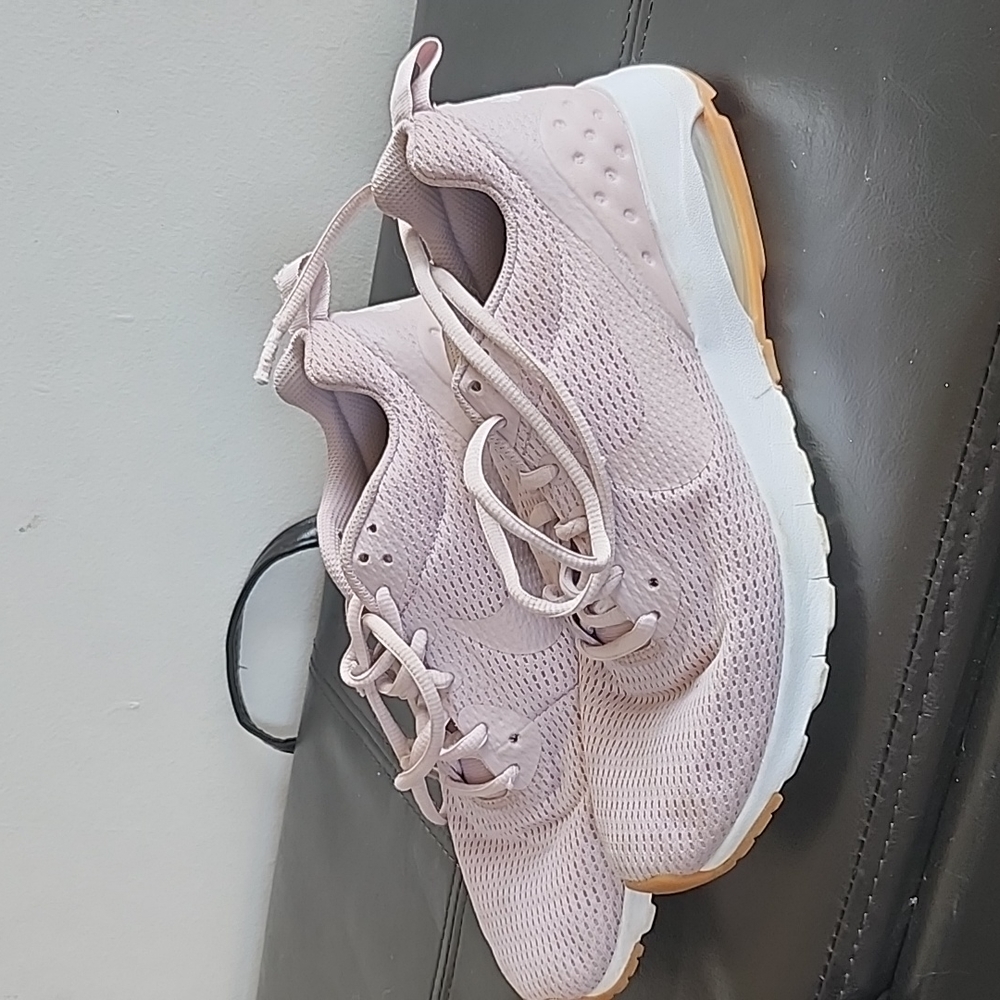 Nike Air rose pink